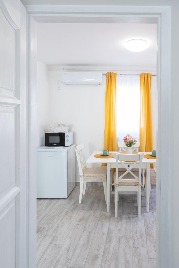 Jazmin Apartman Mako Exterior photo