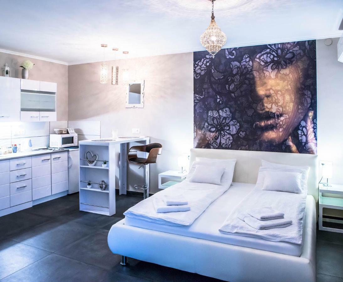 Jazmin Apartman Mako Exterior photo